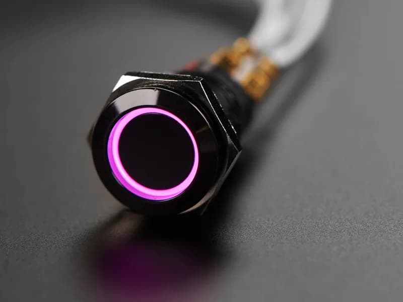 Прочная металлическая кнопка с черной отделкой - 16 мм, 6 В, RGB с защелкой, 16 мм, черная с защелкой