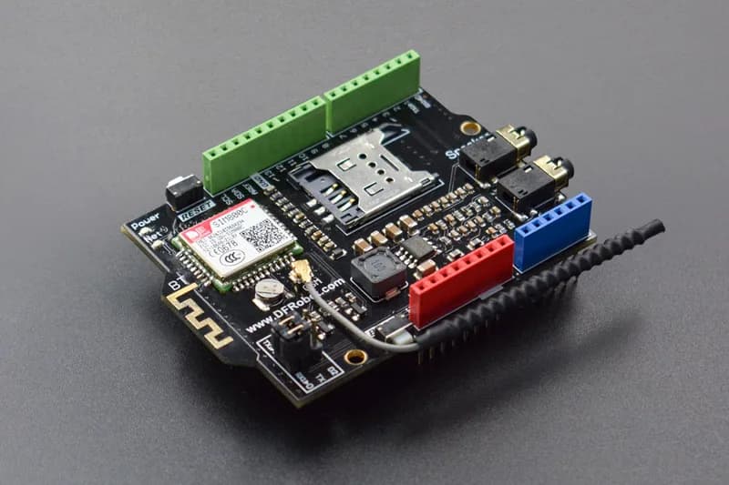 Откройте для себя SIM800C GSM/GPRS Shield V2.0 для подключения к Интернету вещей