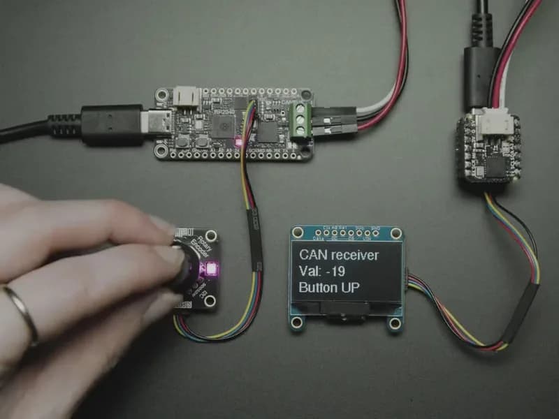 Надстройка Adafruit CAN Bus BFF для QT Py