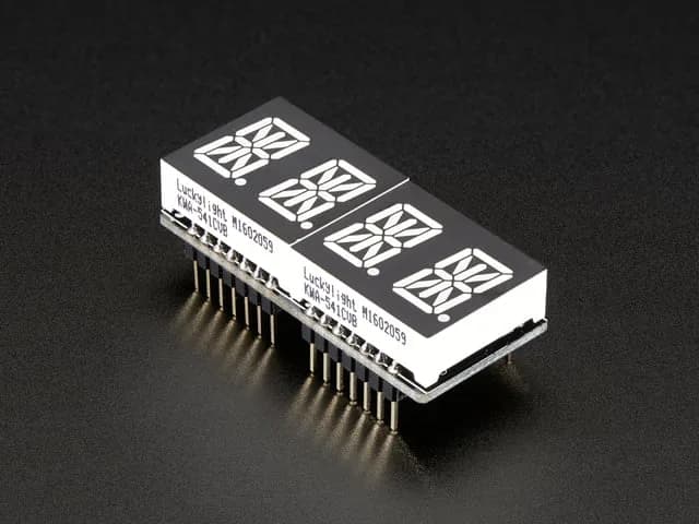 Adafruit 0,54 дюйма с четырьмя буквами и цифрами FeatherWing — желтый/зеленый