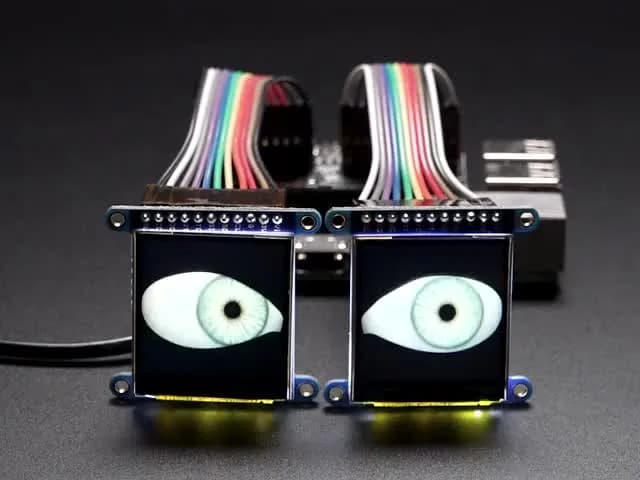 Капот с анимированными глазами Adafruit для пакета Raspberry Pi
