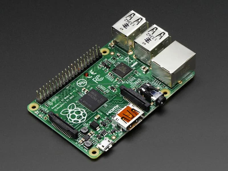 Raspberry Pi Модель B + 512 МБ ОЗУ