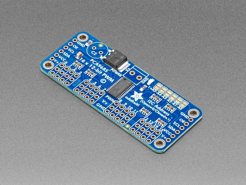 Adafruit 16-канальный 12-битный ШИМ/серводрайвер — интерфейс I2C (PCA9685)