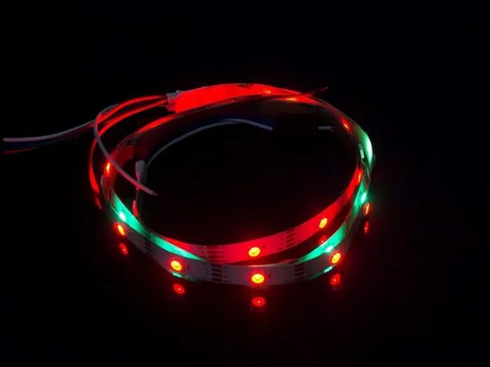 WS2813B Цифровая гибкая светодиодная лента RGB, 30 светодиодов - 1 метр